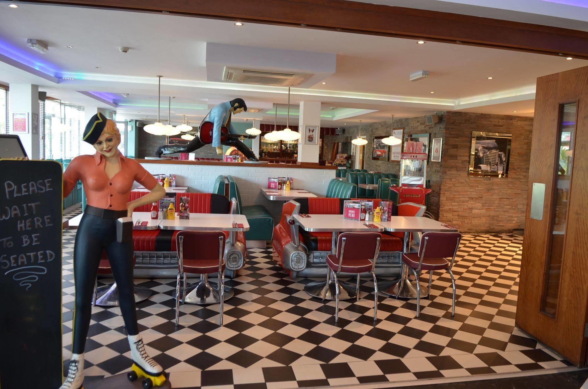 7Hotel Diner Halstead  Ngoại thất bức ảnh