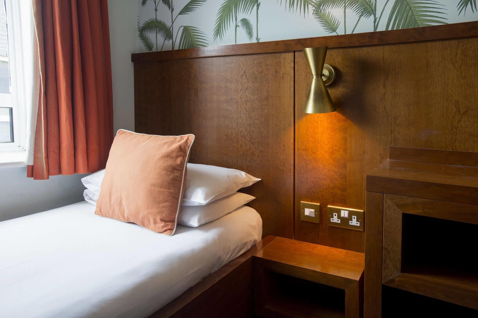 7Hotel Diner Halstead  Ngoại thất bức ảnh
