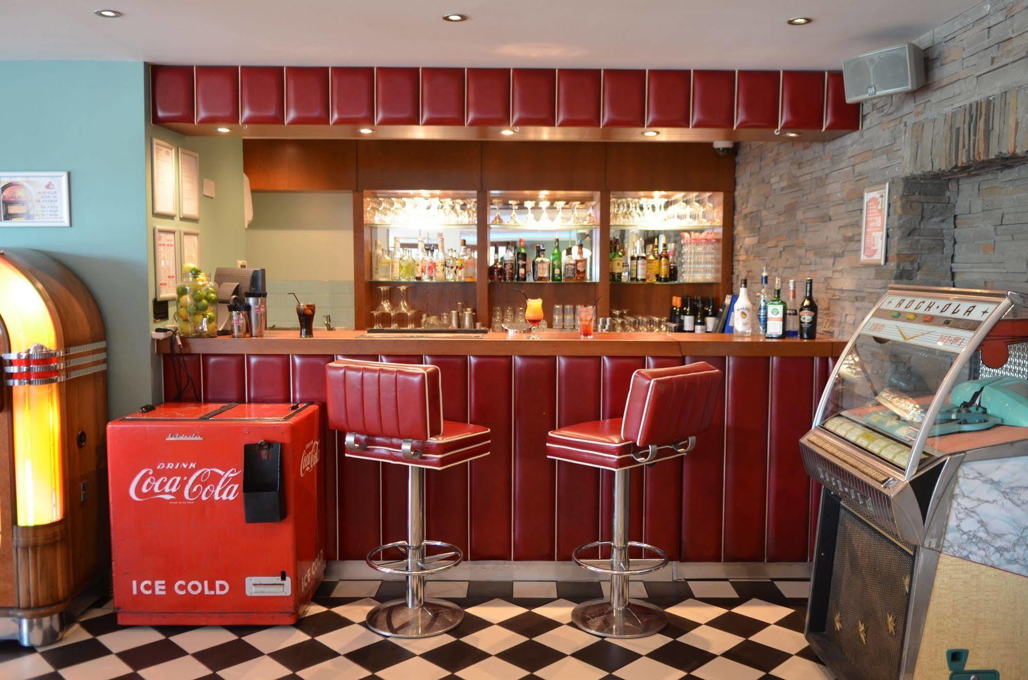 7Hotel Diner Halstead  Ngoại thất bức ảnh