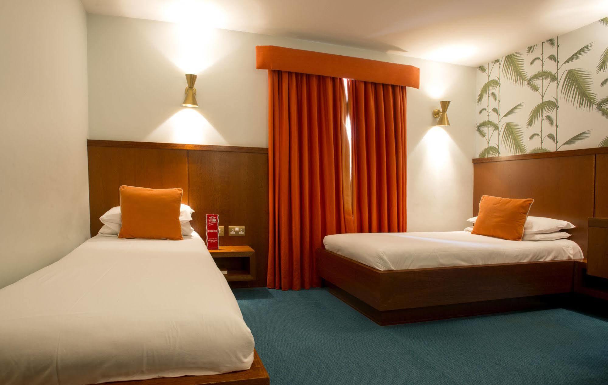 7Hotel Diner Halstead  Ngoại thất bức ảnh